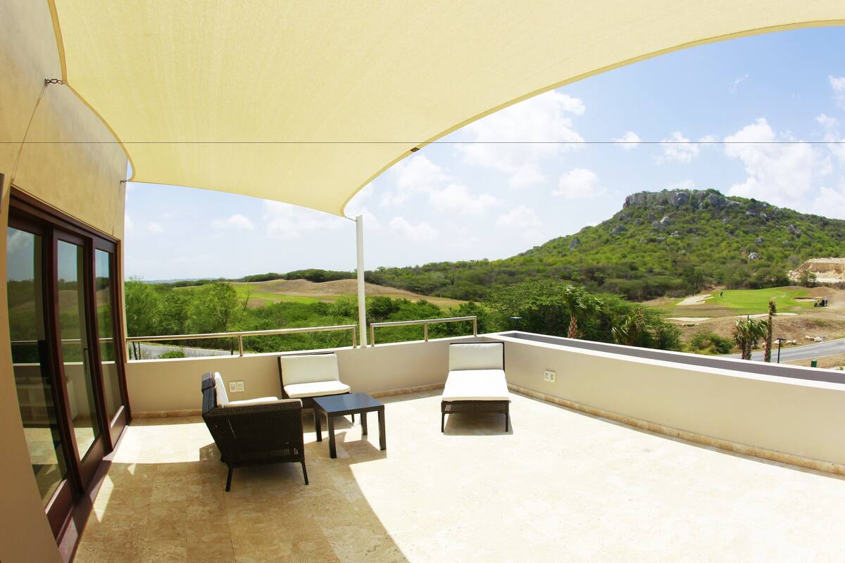 Apartment, 1 Bedroom, Pool Access, Partial Ocean View | View from room