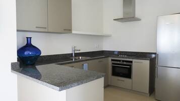 Penthouse, 3Â Schlafzimmer | Eigene KĂŒche | GroĂer KĂŒhlschrank, Mikrowelle, Ofen, Herdplatte