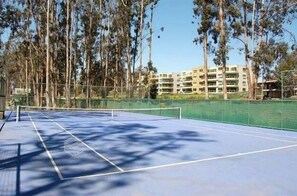 Tennis court - Departamento Rocas de Santo Domingo (Santo Domingo)