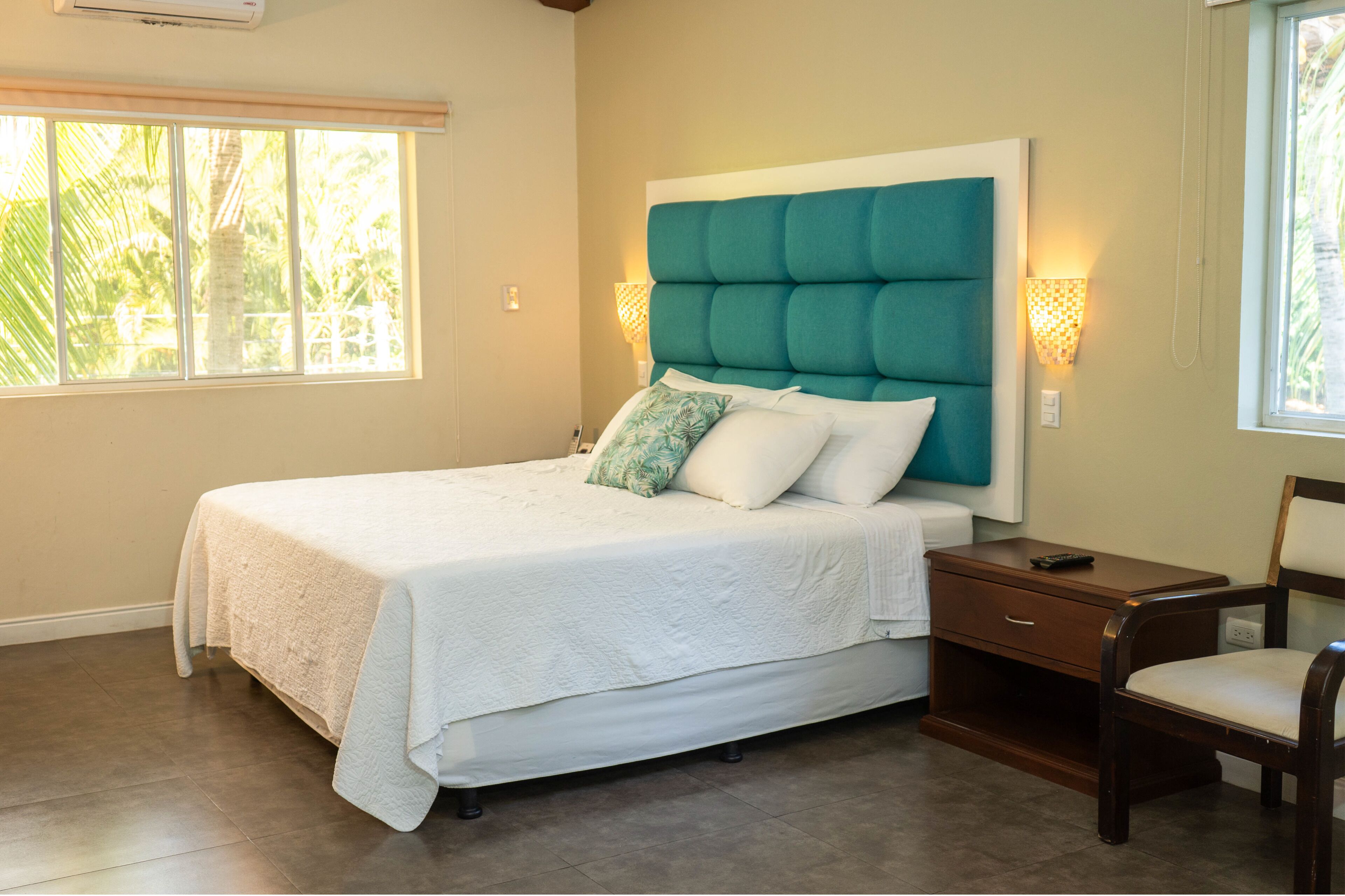 In-room safe, desk, iron/ironing board, free WiFi