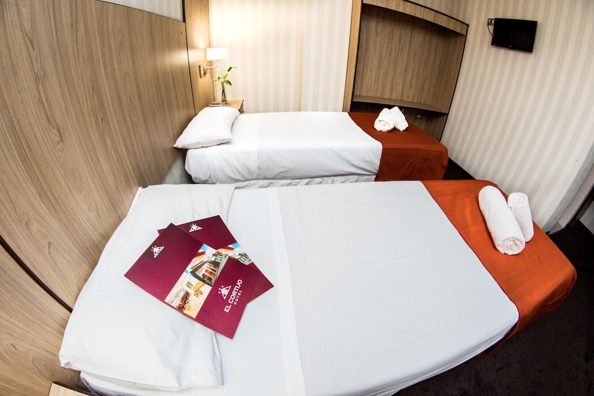 Blackout drapes, soundproofing, free WiFi