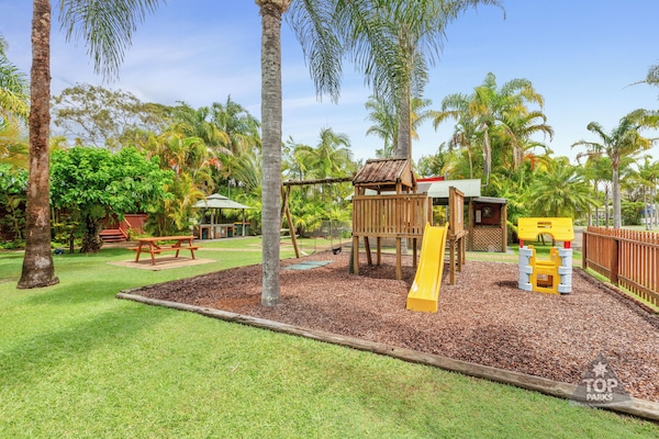 Children’s play area – outdoor