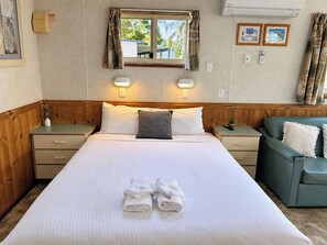 Room - Port Macquarie Rental Village (Port Macquarie)