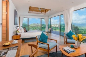 Villa, Sea View 18 bedrooms | 10 makuuhuonetta, tallelokero huoneessa, työpöytä, äänieristys