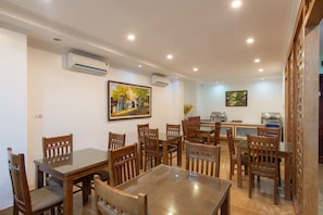 Dining - Super OYO Capital O 387 Bach Duong Hotel (Hanoi)