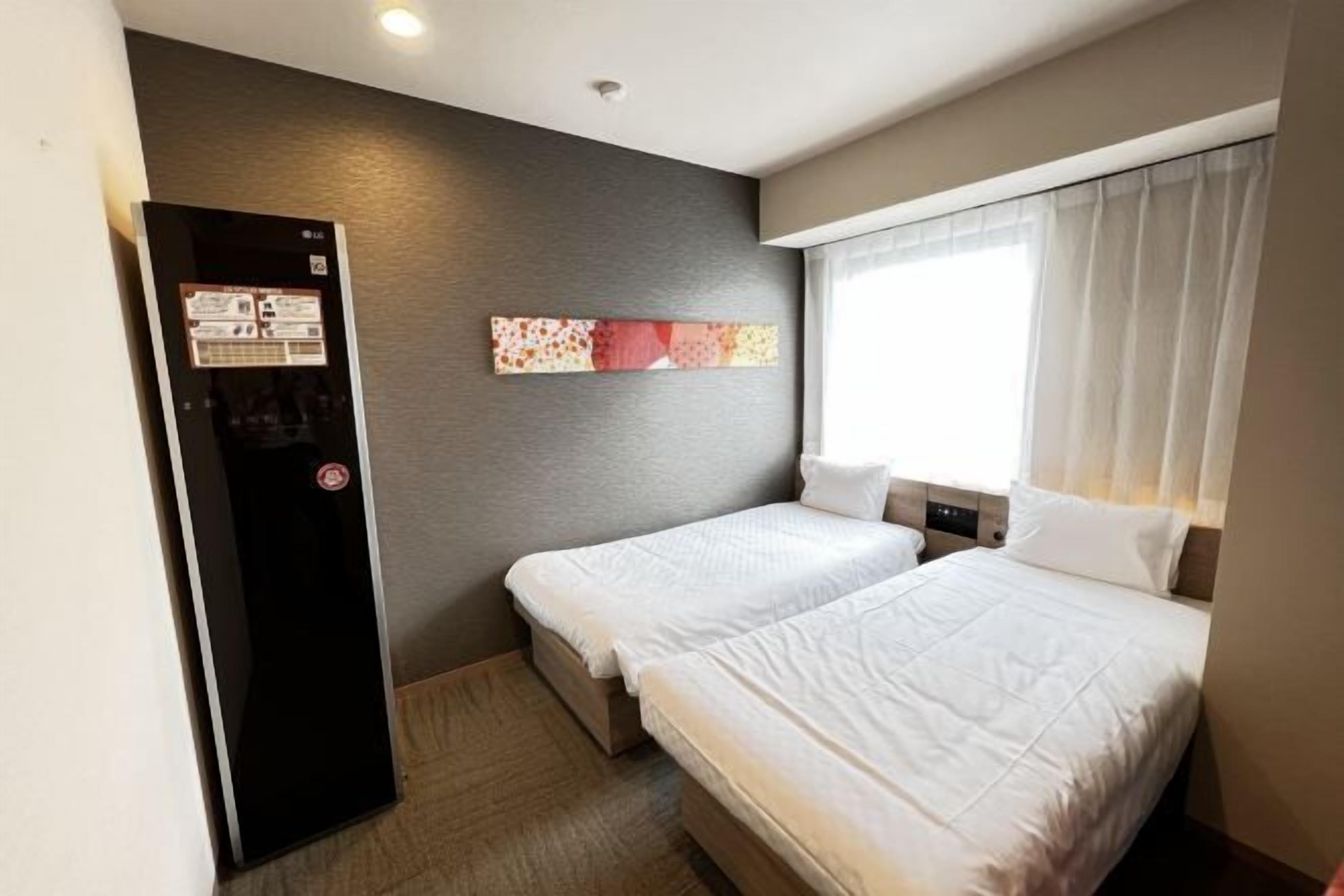 Free WiFi, bed sheets, wheelchair access