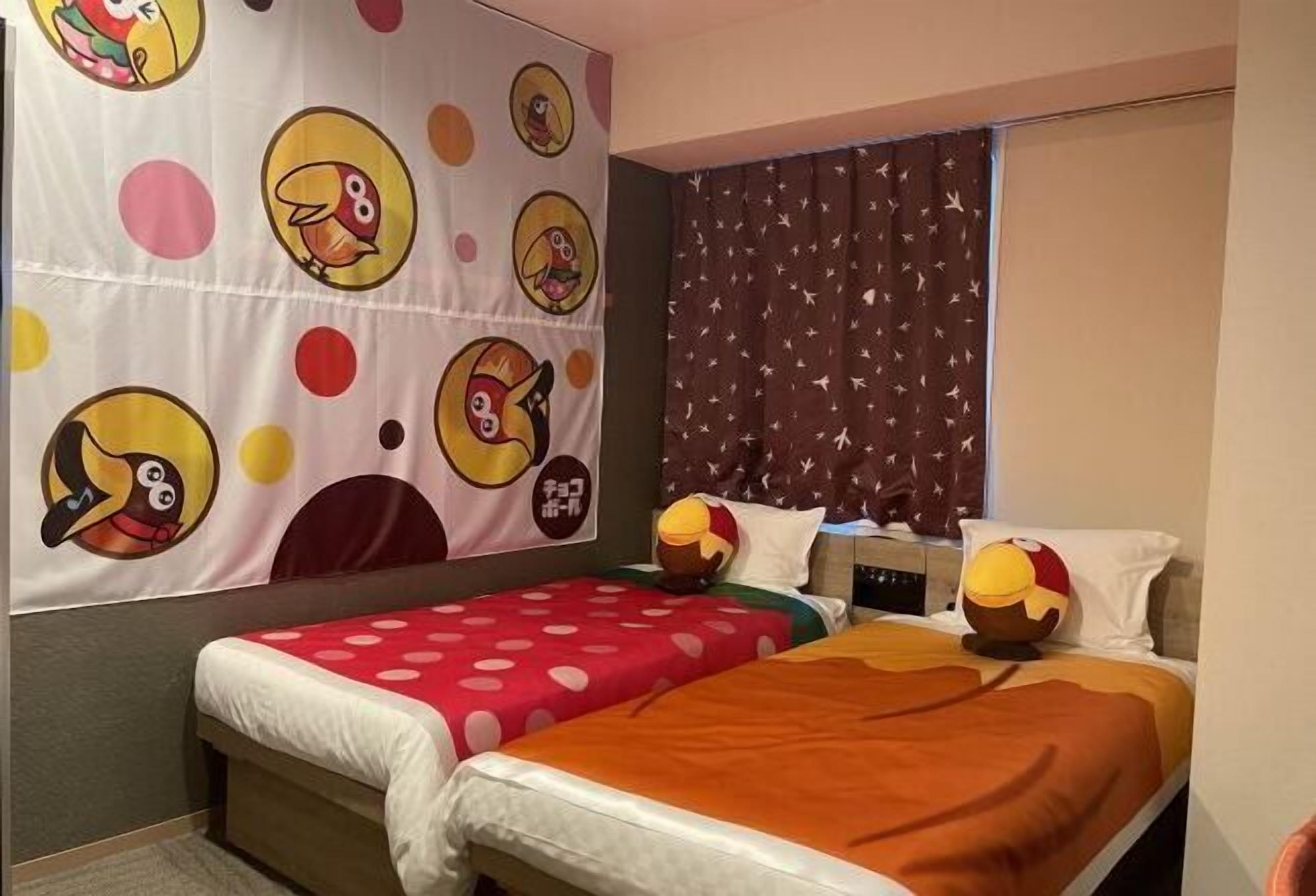 Free WiFi, bed sheets, wheelchair access