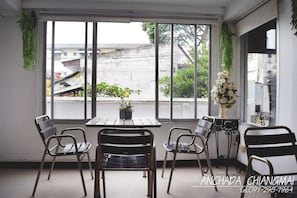 Daily continental breakfast (THB 59 per person)