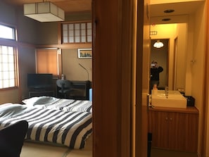 Japanese Style Room with Garden View 202 | Bathroom | Shower, deep soaking tub, free toiletries, hair dryer