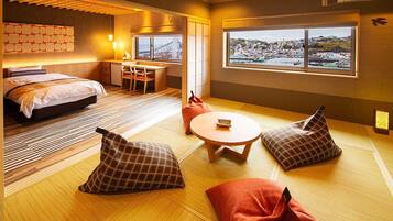 Japanese-style room suite Toki Tori no Uta (Non-smoking) | Minibar, in-room safe, desk, bed sheets