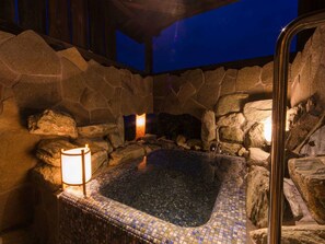 Baignoire relaxante profonde