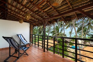 Double Room, Balcony, Ocean View | Minibar, in-room safe, desk, rollaway beds