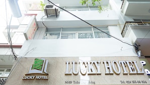 Front of property - Lucky Hotel 69 (Hanoi)