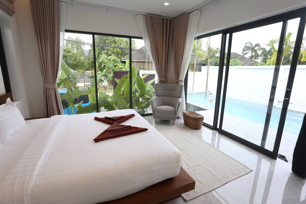 Ao-Nang Nestled Villa 2 Bedroom | Isi minibar gratis, brankas, tirai kedap cahaya, dan Wi-Fi gratis