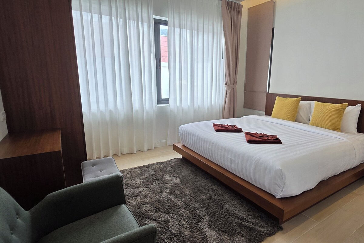Ao-Nang Serenity Villa 3 Bedroom | Free minibar items, in-room safe, blackout curtains, free WiFi