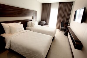 Unclassified image, 3 of 14, button - Helios Hotel & Convention (Watampone)