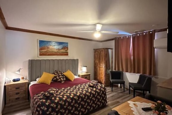 Literie de qualité supérieure, surmatelas, décoration personnalisée