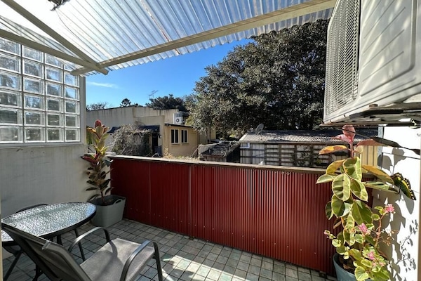 Deluxe-Zimmer, 1Â King-Bett, Whirlpool, Gartenblick | Balkon