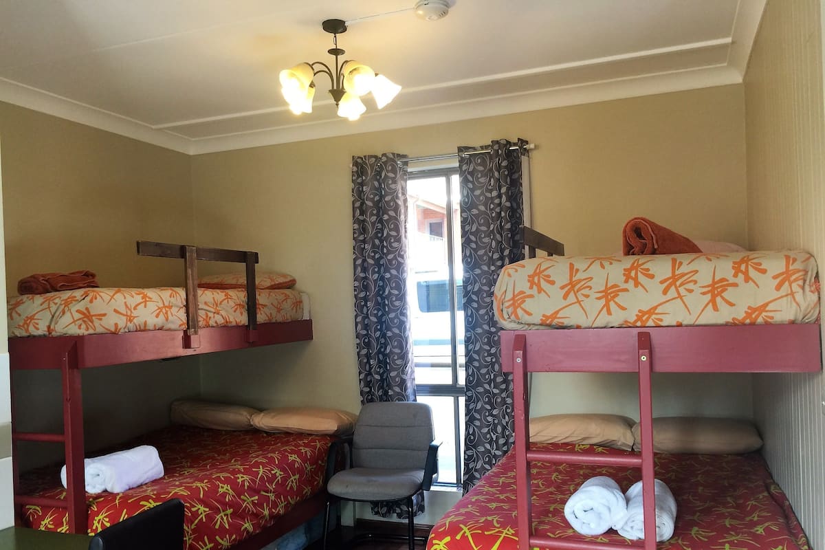 Standard Room (for 6) | Bed sheets