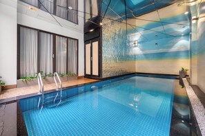 屋内プール