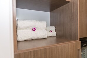 Premium bedding, pillow-top beds, minibar, individually decorated - A Danang Beach Hotel (Da Nang)