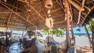 Breakfast, lunch and dinner served