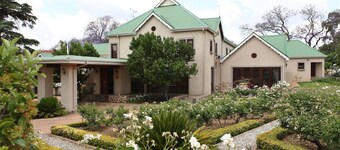 Candlewoods Guesthouse