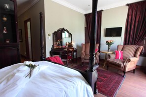 Premium bedding, minibar, in-room safe, desk - Candlewoods Guesthouse (Centurion)
