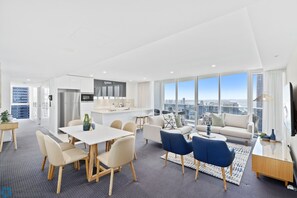 Apartment, 3 Bedrooms, Ocean View