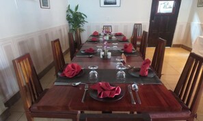 Breakfast, lunch, dinner served; local and international cuisine 