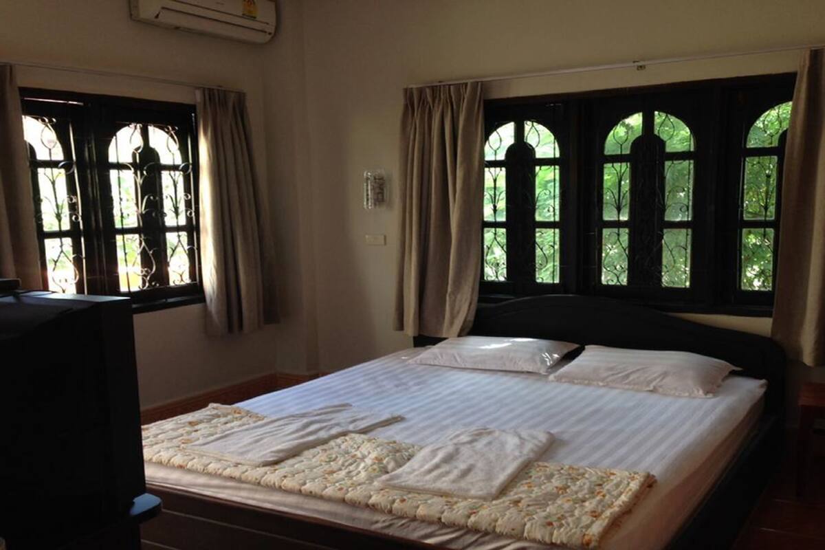 Phòng đôi hoặc 2 giường đơn Tiêu chuẩn | Minibar, truy cập Internet không dây miễn phí 