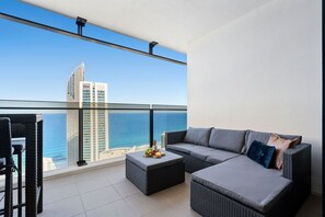 3 Bedroom Skyhome, Ocean View | Balcony