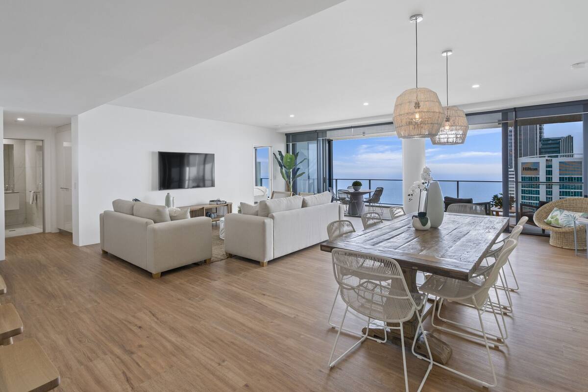 Penthouse, 4 Bedrooms, Ocean View | Living area