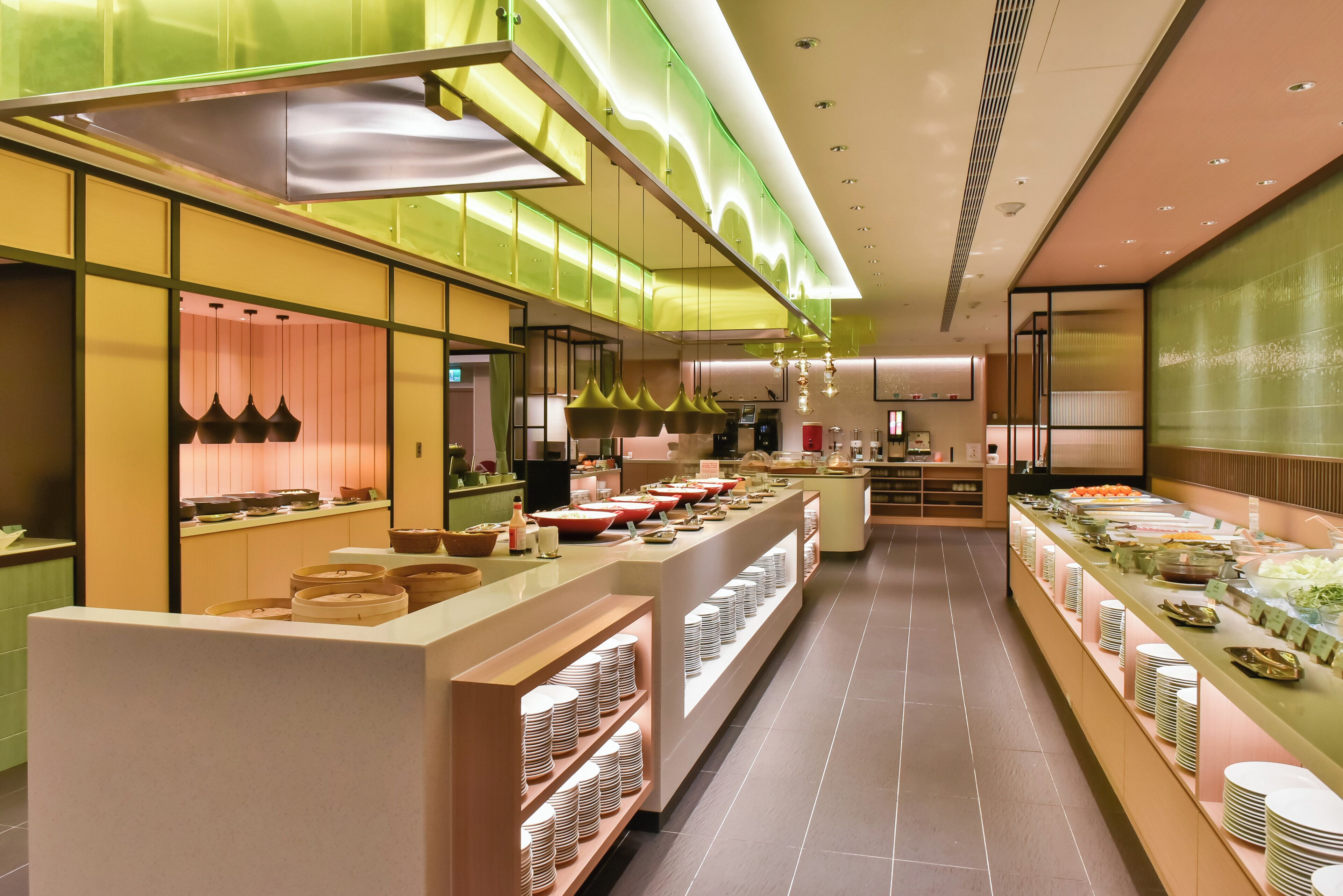 Daily self-serve breakfast (TWD 500 per person)