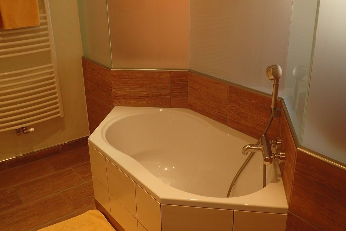 suite | bathroom | hair dryer, towels