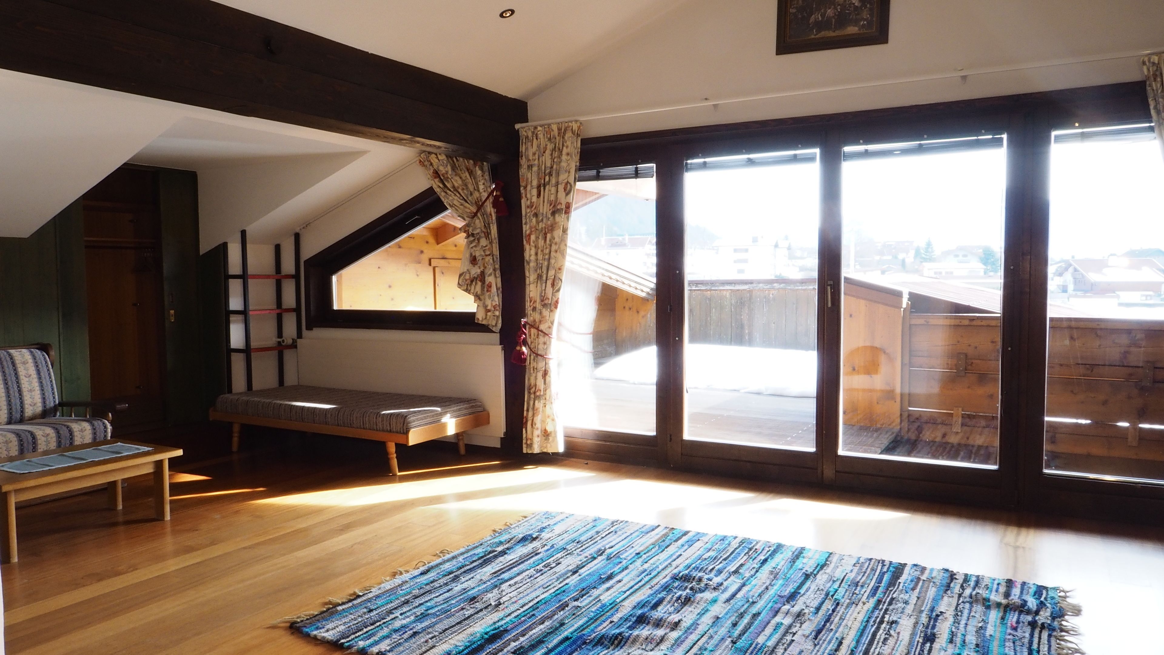 apartment (large) | living area | flat-screen tv