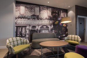 Lobby - Hampton by Hilton Edinburgh West End (Edinburgh)