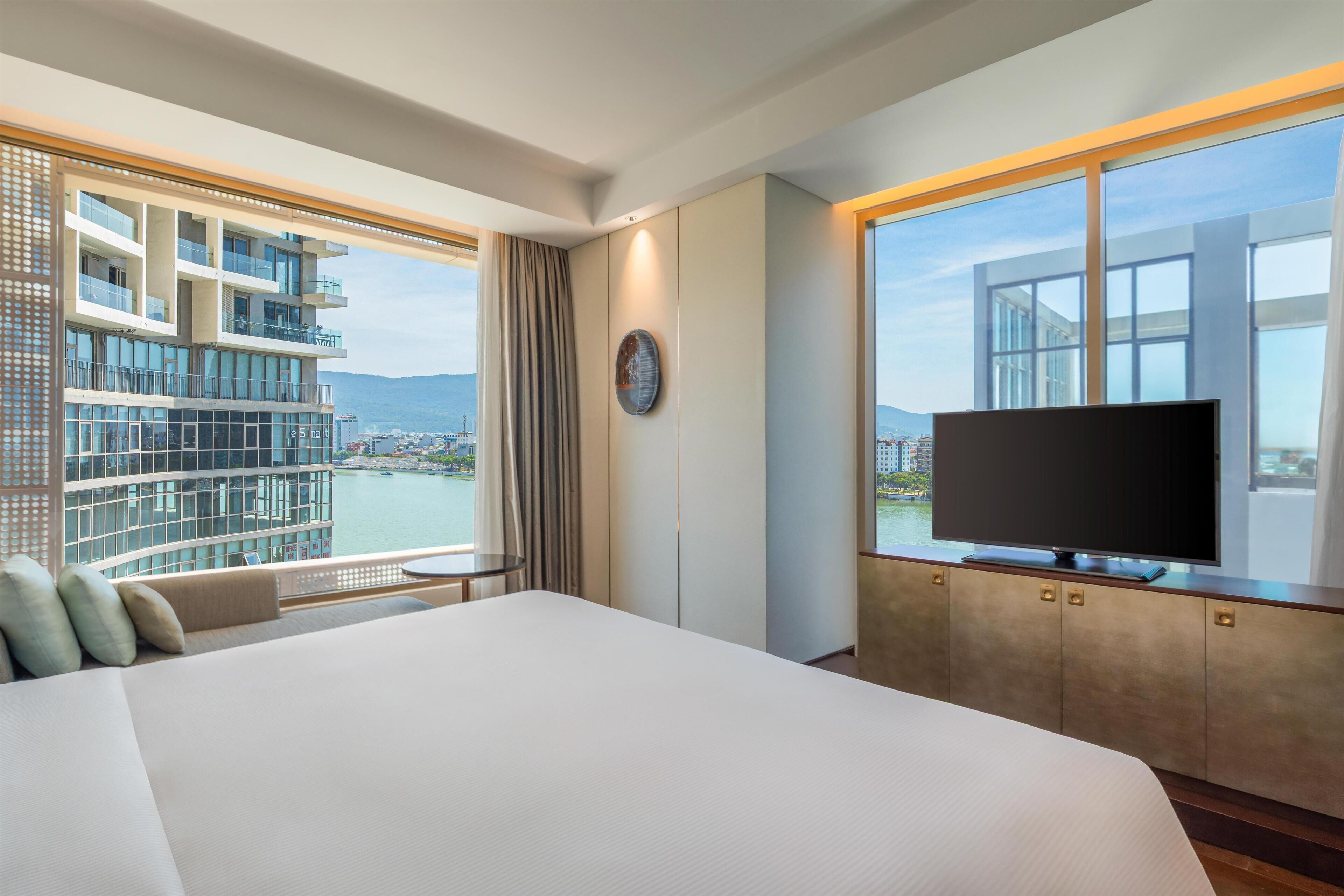 Suite, 1 Bedroom, City View | View from room