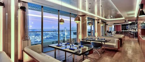 2 restaurants, lunch, dinner served; Fusion cuisine