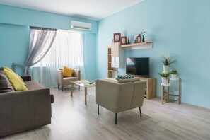 Living area - Syntagma Square Apartments by Livin Urbban (Athens)