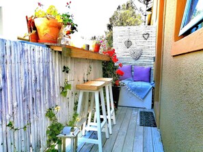 Honeymoon Studio Suite, 1 Bedroom, Balcony, Mountain View (Lilacs) | Balcony - West Beach Cottage (Cape Town)
