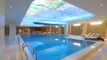 Indoor pool, outdoor pool