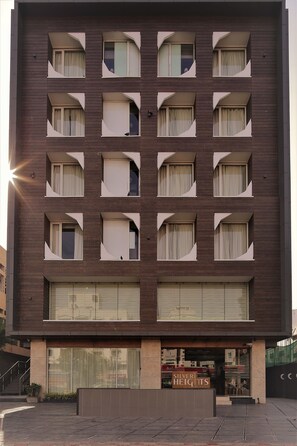 Fachada de la propiedad