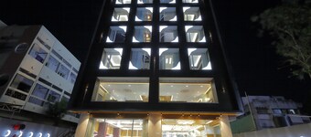 Hotel Silver Heights