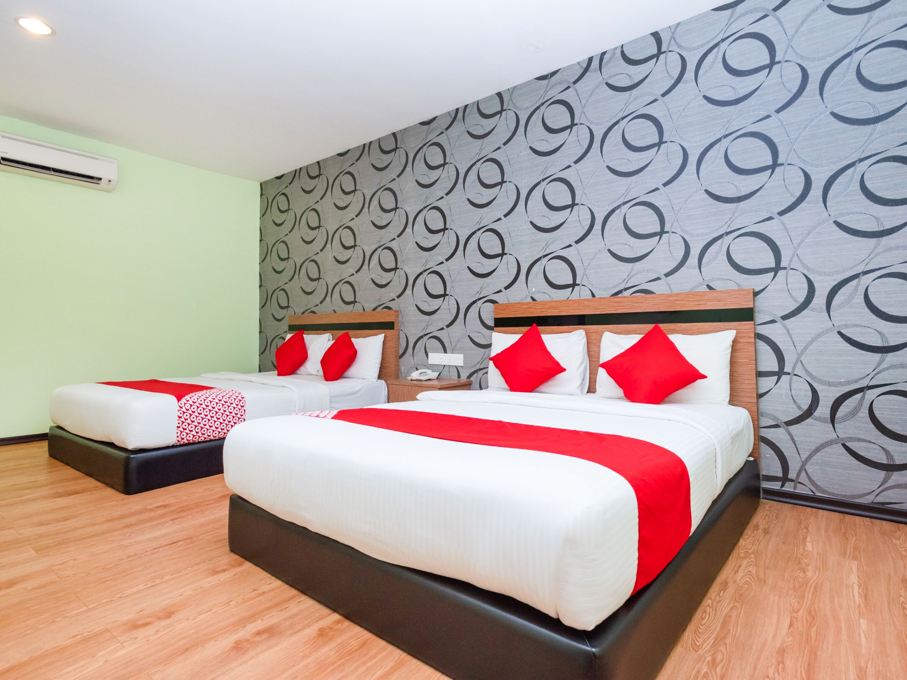 superior double room | desk, iron/ironing board, free wifi