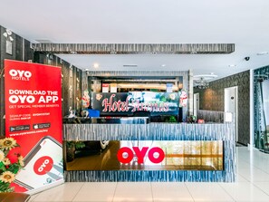 Reception - OYO 504 Hotel Aromas Kulai (Kulai)