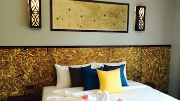 Double Room  | Brankas, meja kerja, tirai kedap cahaya, dan Wi-Fi gratis