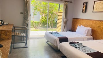 In-room safe, desk, blackout drapes, WiFi (free)