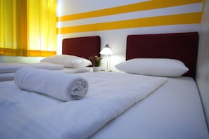 Double or Twin Room | Premium bedding, free WiFi, bed sheets - Hotel City Residence (Vienna)