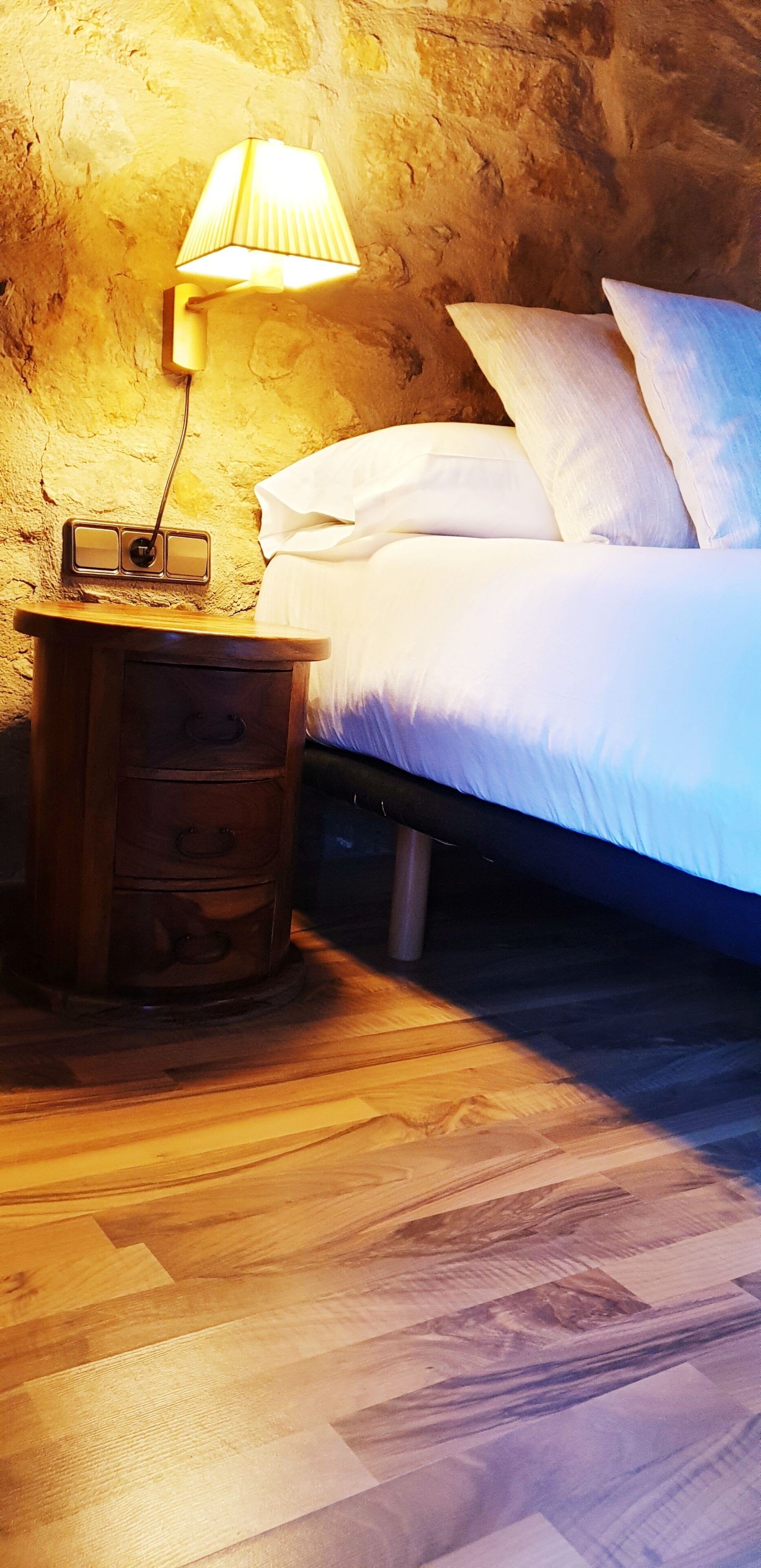 family room, 1 king bed | soundproofing, iron/ironing board